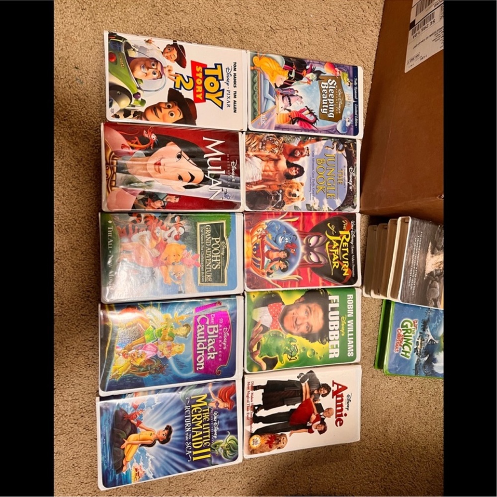 Five Disney collectors, VHS tapes movies you pick titles!
